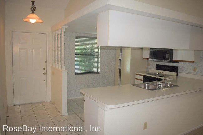 Foto del edificio - 318 40th St Cir W