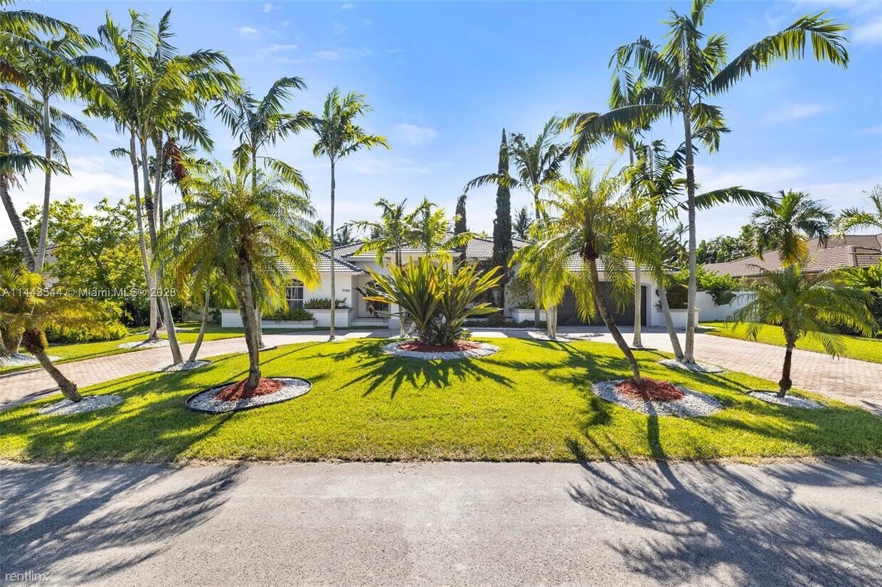 Primary Photo - 4 br, 3.5 bath House - 7790 SW 120th Pl