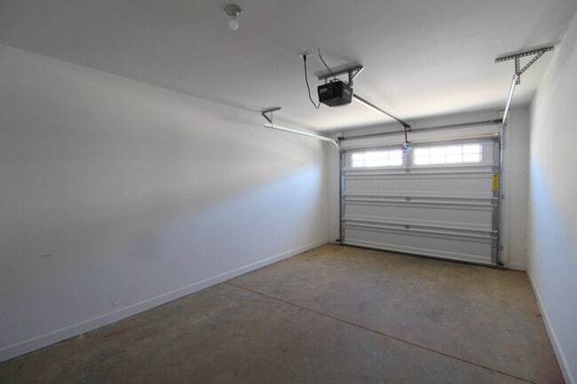 Building Photo - 1428 Appaloosa Ct