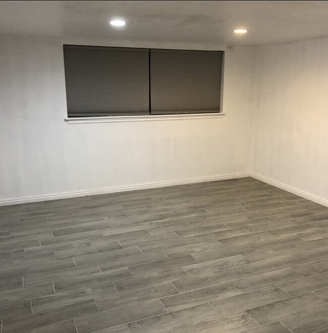 Foto del edificio - 236 E 600 N