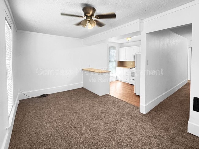 Building Photo - 617 Fulton St E