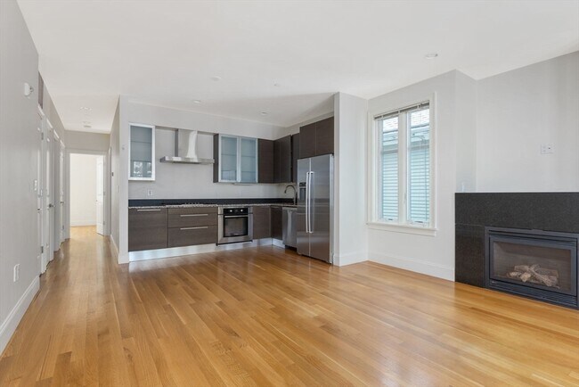 Foto del edificio - 308 Beacon St