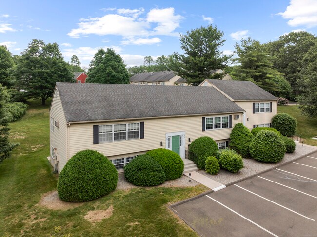 Foto del edificio - 28 Brantwood Dr