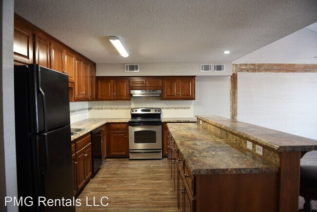 Foto del edificio - 3 br, 2 bath House - 4 South Walnut #6
