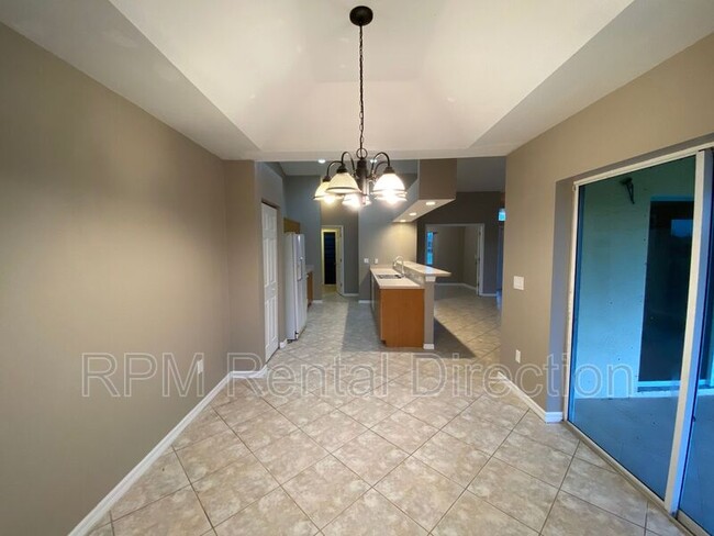 Building Photo - 1011 Chadbourne Ave