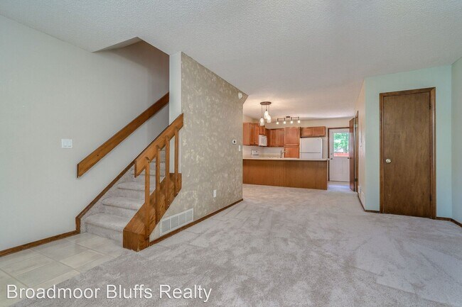 Building Photo - 3 br, 2.5 bath House - 1661 Maitland Court