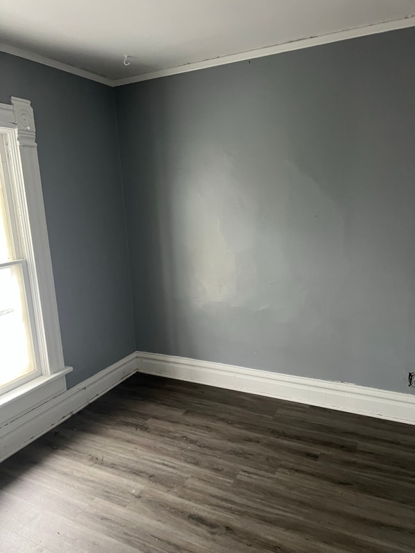 Building Photo - 1221 9th St