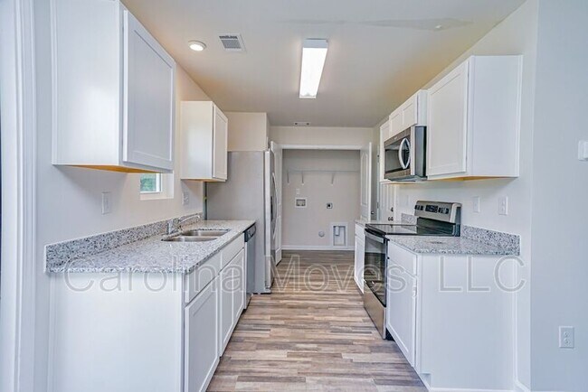 Foto del edificio - 319 Long Grove Ln