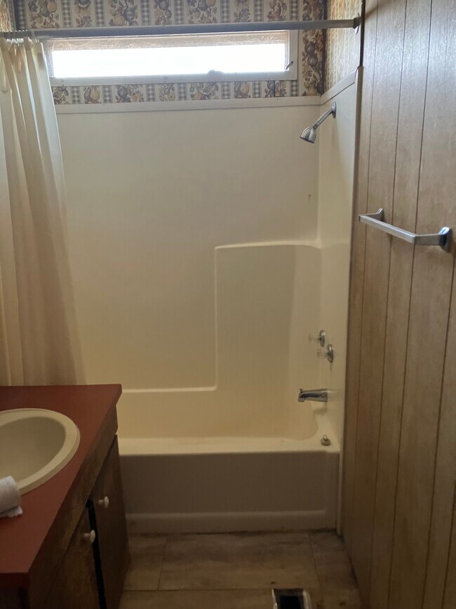 Foto del edificio - 447-970-970 Arlington Rd