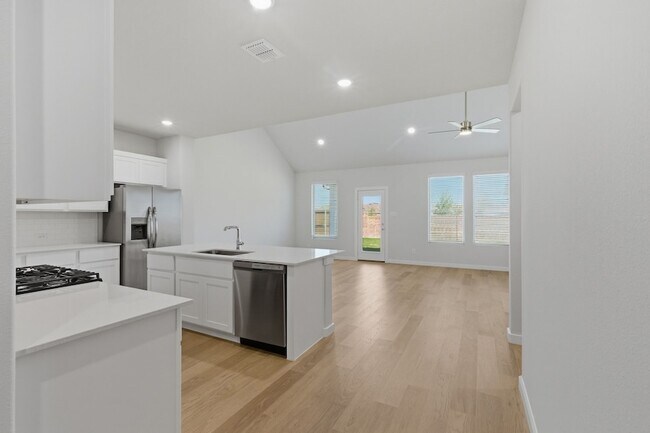 Foto del edificio - 637 Sierra Rdg