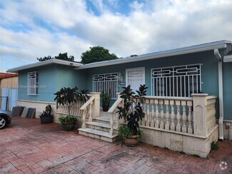 Building Photo - 4100 NW 5th St