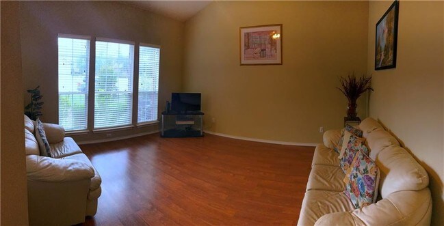 Building Photo - 4124 Pebble Ridge Cove