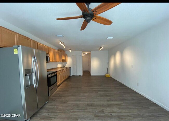 Foto del edificio - 4455 W 19th St