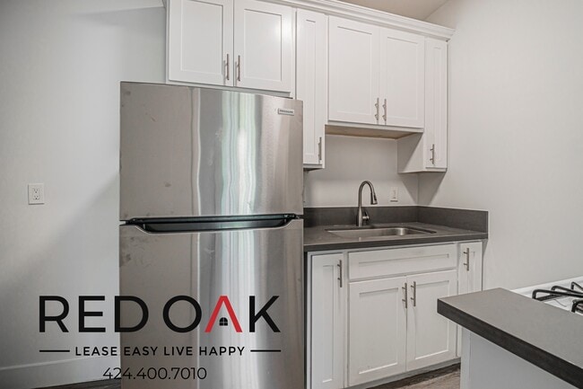 Foto del edificio - 1111 S Norton Ave