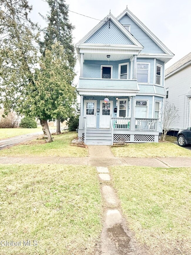 Building Photo - 1826 Campbell Ave