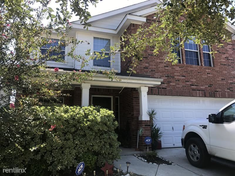 4 br, 2.5 bath House 517 Zapata Circle House Rental in New