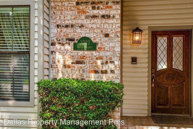 Building Photo - 3 br, 3 bath House - 3223 Bryan St