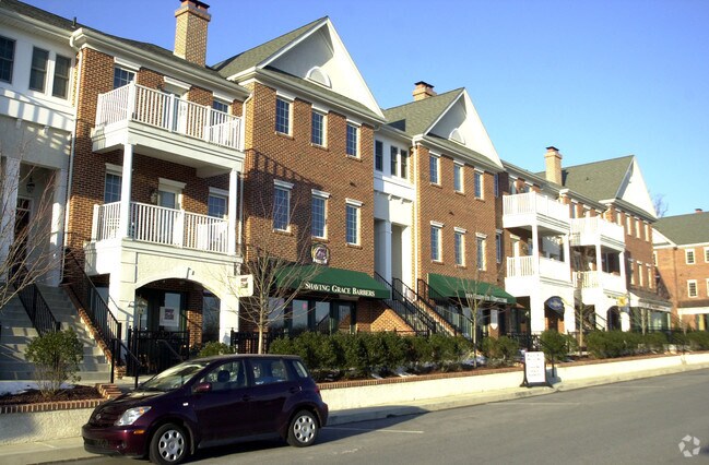 Building Photo - Eagleview Livework
