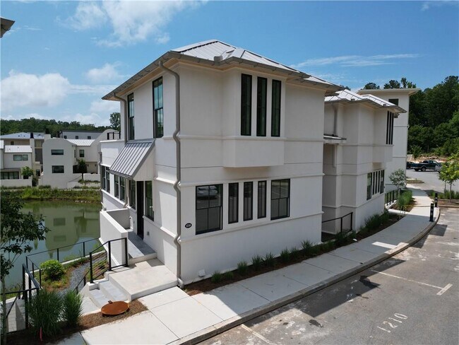 Building Photo - 1210 Mado Lp