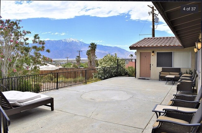 Building Photo - 12585 Maui Way