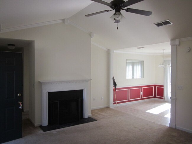 Foto del edificio - Awesome 3 Bedroom in Pinecrest!