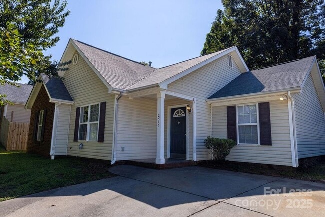 Building Photo - 2513 Hemby Woods Dr