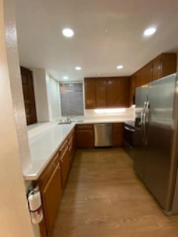 Kitchen - 131 Granada Ave