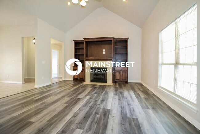 Building Photo - 3 Bedroom Pet-Friendly Home in Choctaw, OK with Main Street Renewal