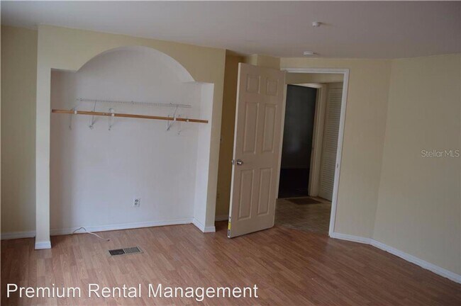 Foto del edificio - 2 br, 1 bath House - 811 Jersey Ave