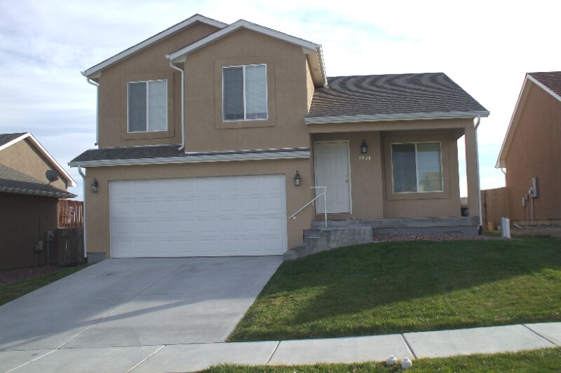 Primary Photo - 3934 Pronghorn Ln