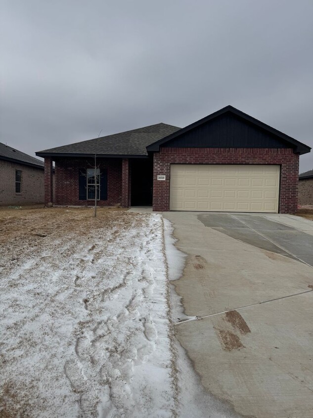 Foto principal - Brand New Construction 3/2/2 1/2 off speci...