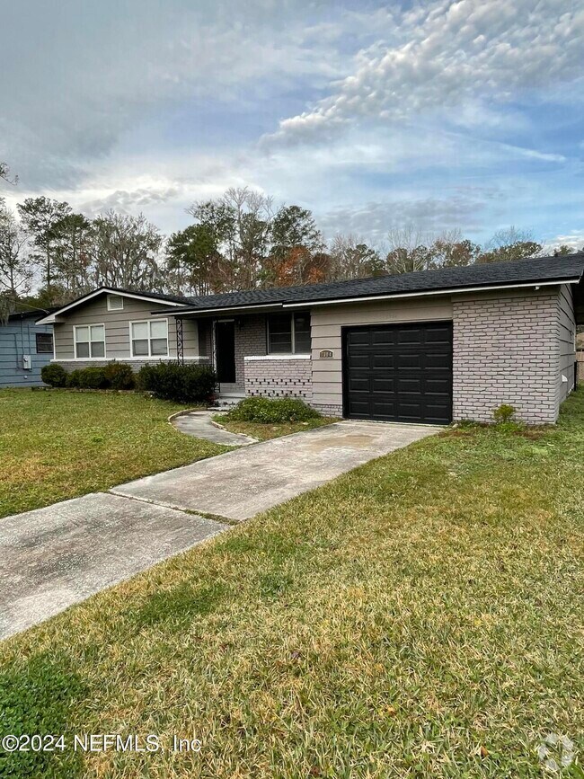 Ortega Bluff Apartments for Rent with Hardwood Floors Jacksonville, FL 14 Rentals