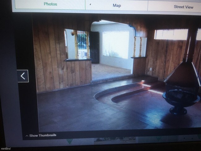 Foto del edificio - 4833 Brompton Ave