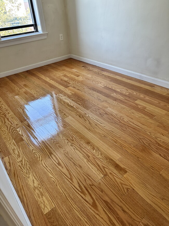 Building Photo - 3 Warwick St