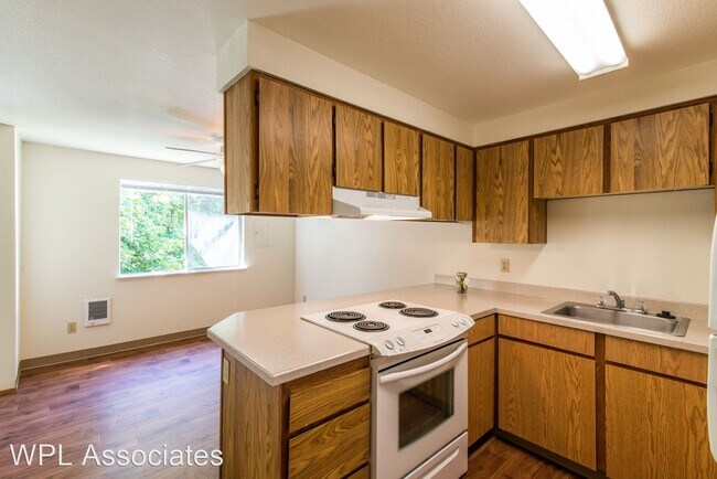 Building Photo - 2 br, 2 bath Apartment - 14799 SW 109TH AV...