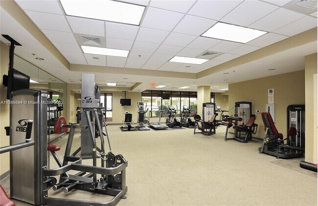 Foto del edificio - 8395 SW 73rd Ave