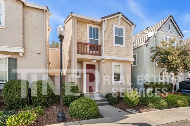 Building Photo - 3731 Tice Creek Way
