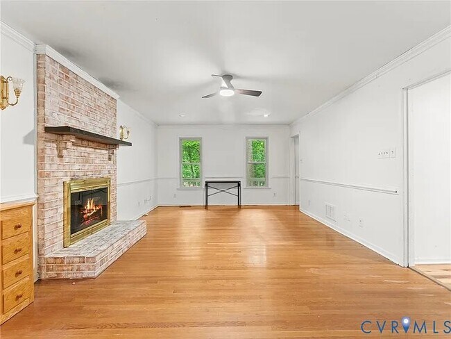 Foto del edificio - 720 Dove Path Ln