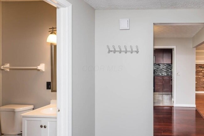 Building Photo - 4040 Carlow Ct