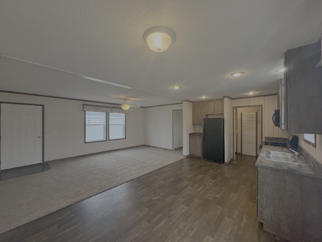 Foto del edificio - 249 Laurel Leah