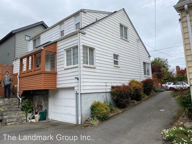 Building Photo - 3 br, 2 bath House - 608 N 49th St