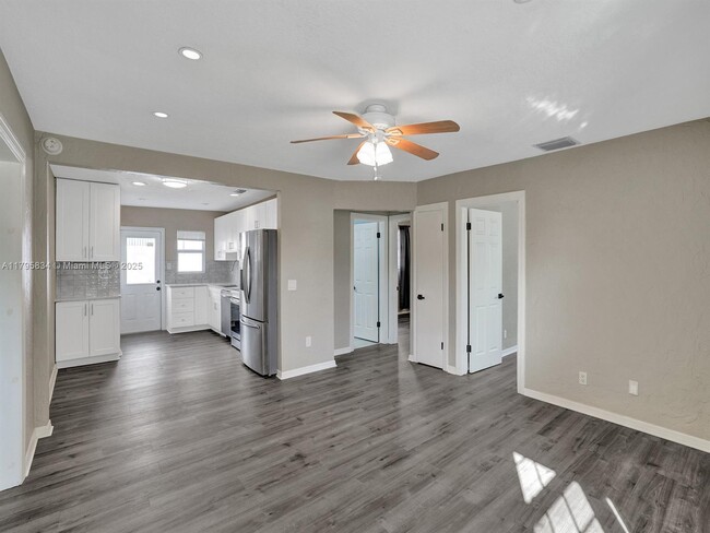Foto del edificio - 5701 Farragut St