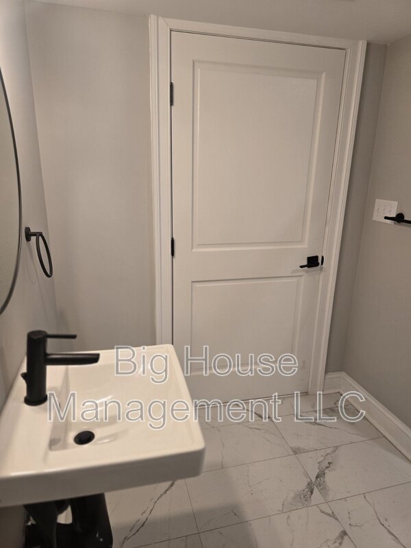 Photo - 707 Druid Park Lake Dr Apartment