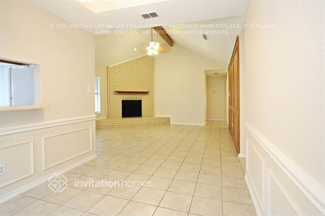 Building Photo - 4817 Creekridge Ln