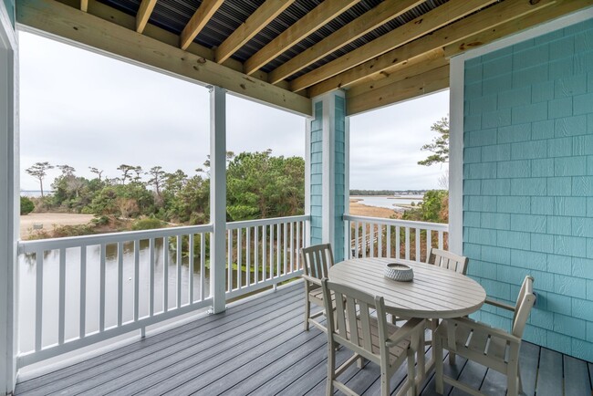Building Photo - Outer Banks 3 Bedroom Year Round Rental