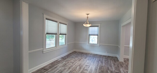 Building Photo - 111 E Susquehanna Ave