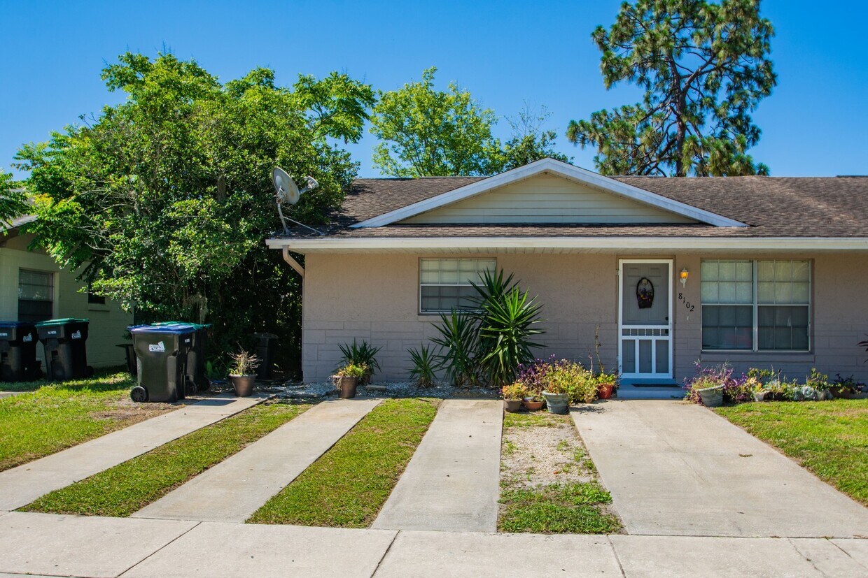 8102 Puffin Dr, Orlando, FL 32825 House Rental in Orlando, FL