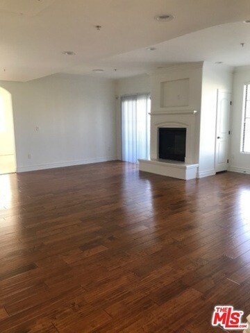 Foto del edificio - 12104 Hoffman St