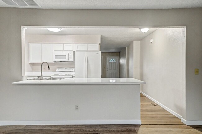 Foto del edificio - 4110 Coolidge Dr SE