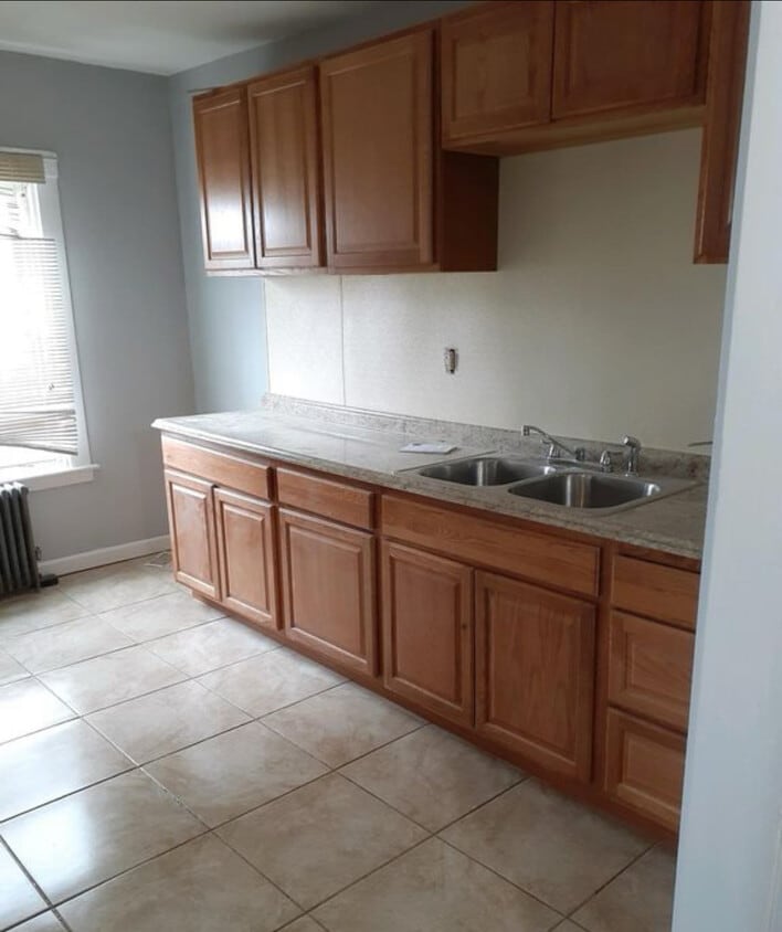 Photo - 51 W Park St (Brockton, MA)